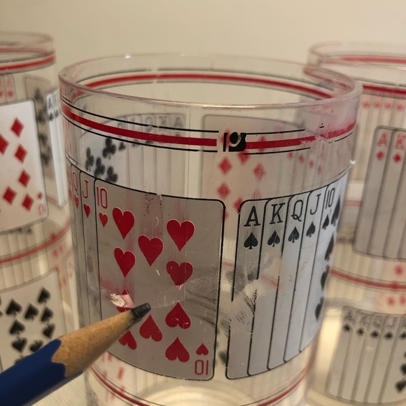 6 Plastic Playing Card Poker Cups we’ll used - Picture 11 of 14